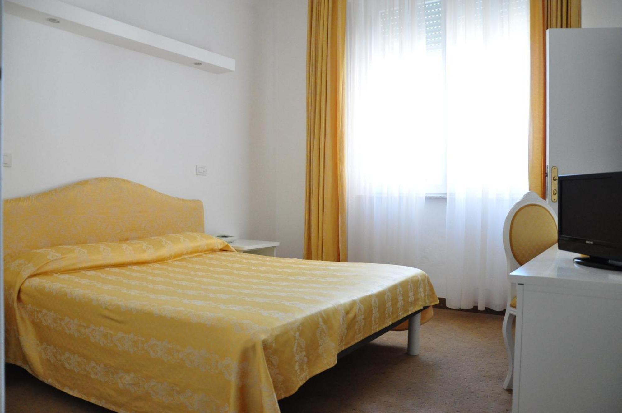 Sirena Hotel